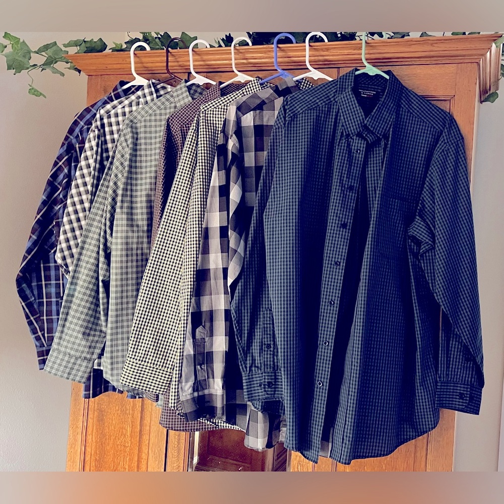 7 Roundtree and Yorke Men’s longsleeve shirts